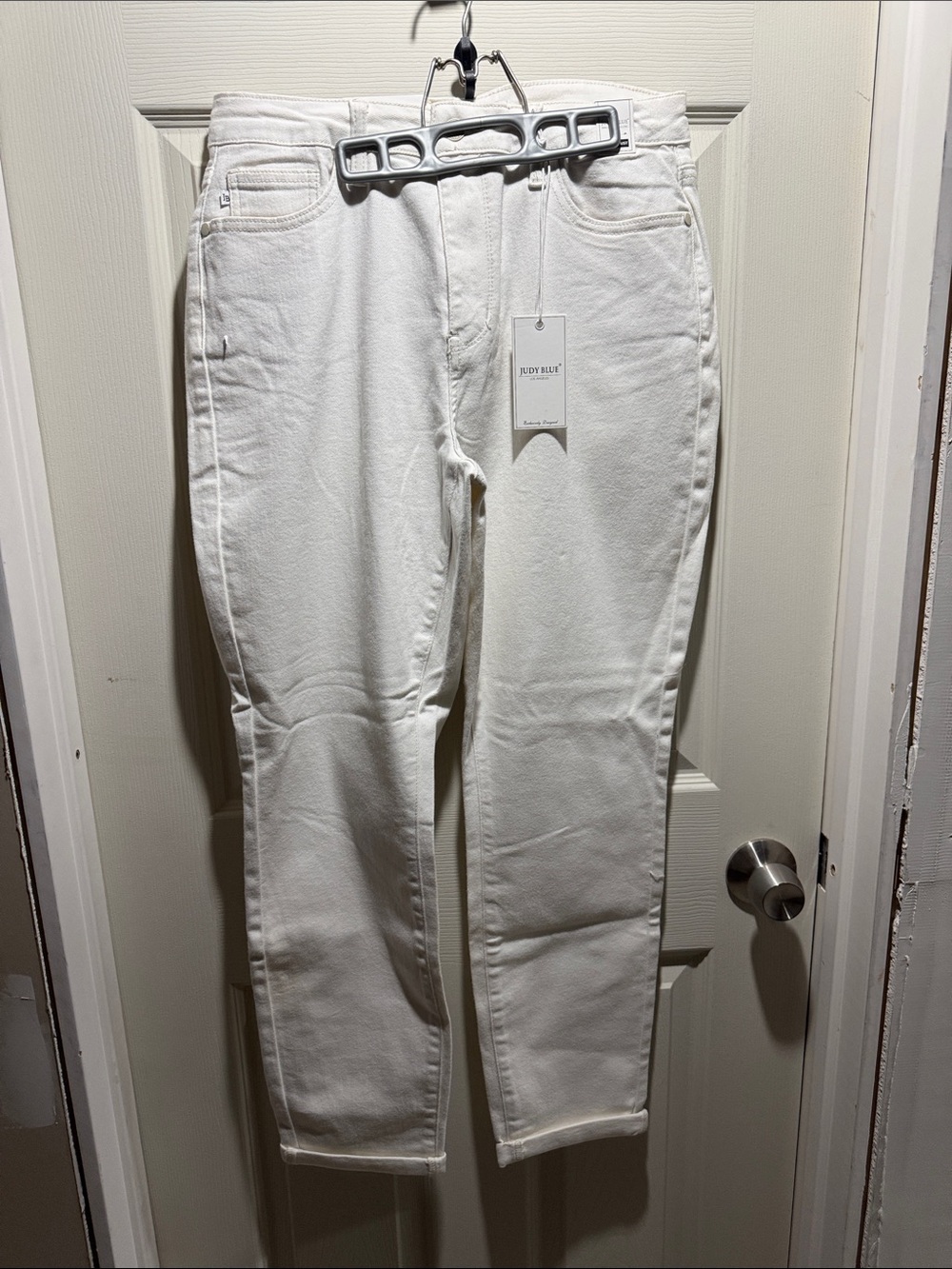 Judy Blue Off-White Straight Leg Jeans